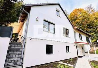 (R)eserviert!Umfassend saniertes Ein- Zweifamilienhaus auf großem Grundstück