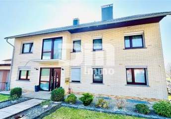 Modernisiertes Ein-/ Zweifamilienhaus inkl. PV-Anlage + 
Garage auf Traumgrundstück