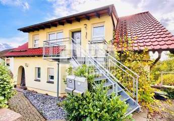 Modernisiertes 1 bis 2 Familienhaus mit DG-Ausbau BJ 02/03 und Panoramablick am Rüsteberg