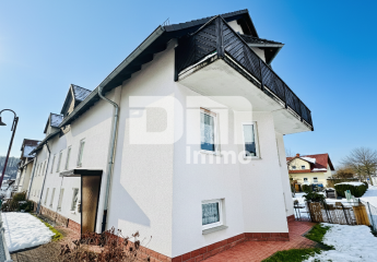 (R)eserviert!Modernisierte DHH mit Anbauten + Garagen in Traumlage
