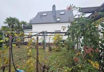 Familienfreundliches Wohnen in gepflegtem EFH mit Garten in BOBENHEIM-Roxheim