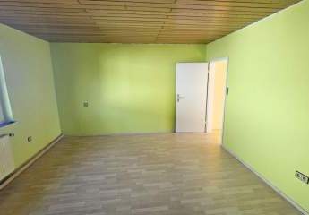 2-Generationenhaus, sehr geräumig, in ruhiger Ortsrandlage in Heuchelheim