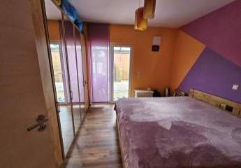 Zweifamilienhaus mit der Möglichkeit zum Eigennutz