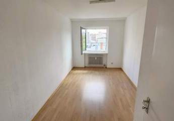 Gut geschnittene 3--Zi. ETW, auch gewerblich nutzbar, zentral in Ludwigshafen.