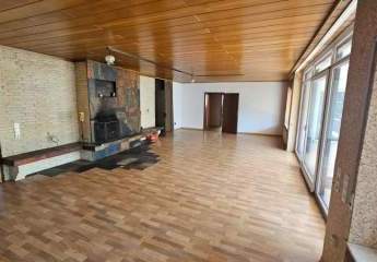 Großzügiger Bungalow, mit leichten Modifizierungen zum 3-Fam. umbaubar, in DANNSTADT-Schauernheim