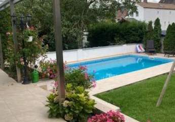 Topp Wohnen im sanierten EFH mit ELW, Terrasse, Garten und Schwimmbad in LU-Mundenheim