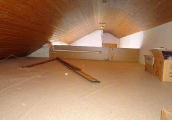 Helles, gemütliches Restaurant mit einer DG- ETW und weiteren Verkaufsräumen in Bretten