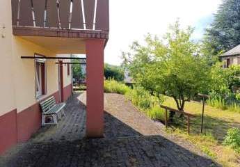 Reizende Doppelhaushälfte in guter Lage von Hauenstein