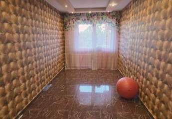 Sanierte 3 Zimmer Eigentumswohnung mit 2 Balkonen in ruhiger Lage