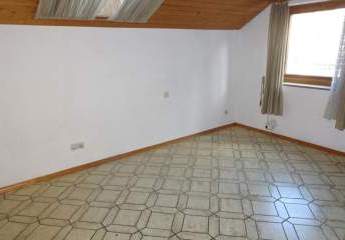 Helles, gemütliches Restaurant mit einer DG- ETW und weiteren Verkaufsräumen in Bretten