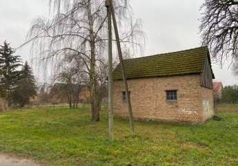 Baugrundstück in kleinem, ruhigen Ort