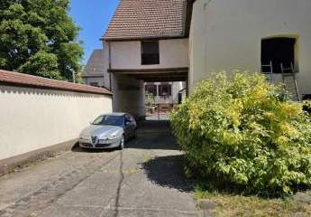 Charmantes Zweifamilienhaus im Herzen von Sippersfeld;