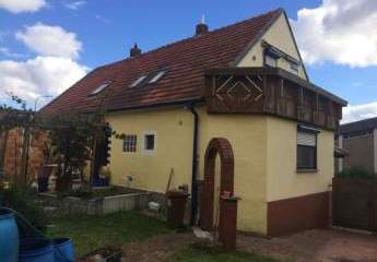 Kleine, aber feine DHH mit Garten und Terrasse in Kerzenheim