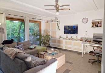 Äusserst gepflegtes 2-Fam. Haus mit Garten und PkW-Stellplätzen in ruhiger Lage in Einhausen