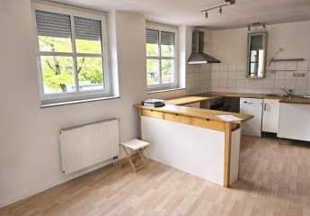 Wohnung in Lu-Friesenheim mit schönem Balkon OHNE RENOVIERUNGSSTAU