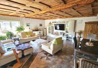 Vollsaniertes 3-Fam. Haus mit tollem Garten in ruhiger Lage in LU-Edigheim