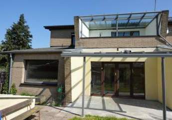 Landwirtschaftlicher Hof mit zwei Wohneinheiten mit stufenlosem Zugang