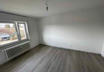 Freundliche 4- Zimmer ETW mit Balkon in Stetten am kalten Markt