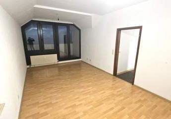 Sehr gepflegte Eigentumswohnung mit TG-Stellplatz und Balkon in ruhiger Anlage in Frankenthal