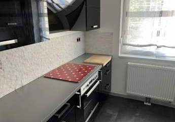 Sehr gepflegte schöne 2-Zimmer ETW in zentraler Lage von Landau