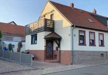 Kleine, aber feine DHH mit Garten und Terrasse in Kerzenheim
