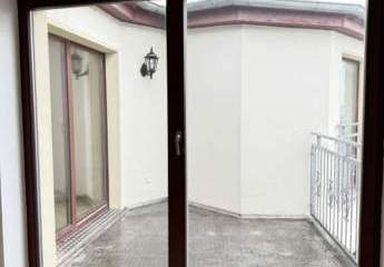 Sehr schöne 3-R-Wohnung. ca.87 m² im DG/4.OG mit sonnigen Balkon zu vermieten.