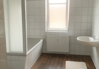 Schöne sonnige 3-R-Wohnung im EG ca.79,94 m³ mit Terrasse in Barleben - OT Ebendorf  zu vermieten !