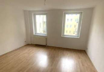 Sehr schöne 3-R-Wohnung. ca.75,09 m² im DG/4.OG zu vermieten.