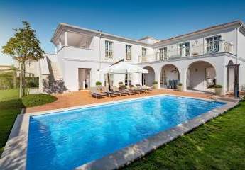 Exklusive Luxus-Designer-Villa mit Swimmingpool, Dachterrasse und Panorama-Meerblick in Poreč