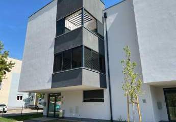 Moderne Designer-Neubau-Erdgeschosswohnung mit Terrasse und Garten in ruhiger Lage von Zagreb