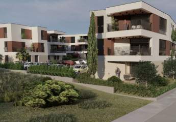 Moderne Designer-Neubau-Erdgeschosswohnung mit Terrasse und schönem Garten in Medulin