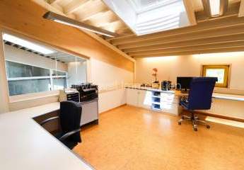 Ihr flexibles Büro bei Regensburg: Sofort startklar & individuell gestaltbar zur Untermiete!