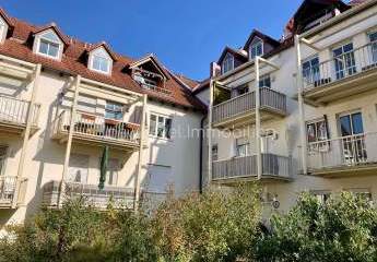 Attraktive Kapitalanlage in Uninähe / Ziegetsdorf: neuwertige 2-Zi.-ETW mit Balkon, EBK und TG