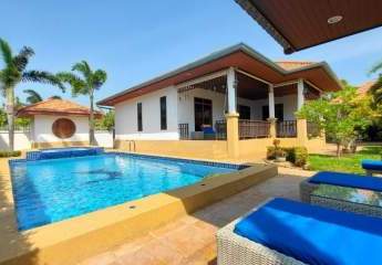 Wunderschöne Luxus Villa mit 3 Schlafzimmer zum Kauf in Hua Hin – 2 km zum Strand