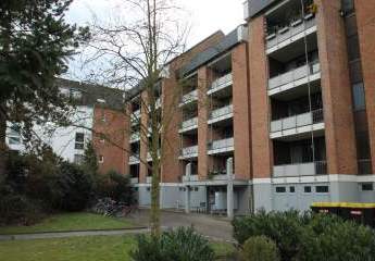 Perfekte Single-Wohnung mit Balkon in der Wüste