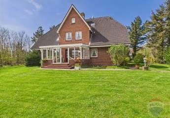 Großzügiges Einfamilienhaus mit Ferienvermietungspotenzial auf 9.640 m² Grundstück in Utersum auf Föhr