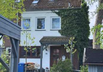 Gepflegtes Reihenendhaus mit 5 Zimmern, Terrasse & Vollkeller – vermietet (NKM 1.019 EUR)