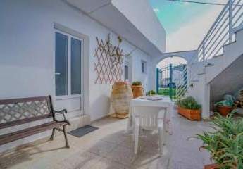 Kreta, Gerakari: Haus mit 2 Wohnungen zu verkaufen