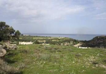 Kreta, Skaleta: Grundstück mit Meerblick in Strandnähe zu verkaufen