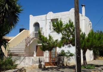 Kreta, Milatos: Zum Verkauf! Schönes Haus mit großem Potenzial!