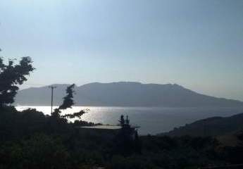 Kreta, Plakalona: Grundstück in einem ruhigen Dorf mit Meerblick zu verkaufen