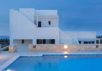 MIT VIDEO: Kreta, Georgioupoli: Modernes Haus in wunderschöner Anlage in Meeresnähe zu verkaufen