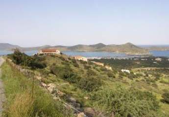 Kreta, Elounda: Baugrundstück mit Panoramablick zu verkaufen