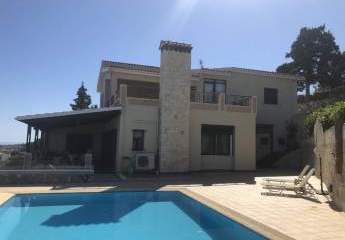 Kreta, Kokkino Chorio: Villa mit spektakulärer Aussicht zu verkaufen