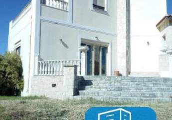 Kreta, Dafnes: Freistehendes Haus mit Keller zu verkaufen