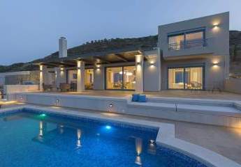 Kreta, Mochlos: Traumhafte Luxusvilla in einer ruhigen Bucht zum Verkauf