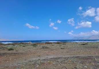 Kreta, Kissamos: Großes Grundstück direkt am Meer zu verkaufen