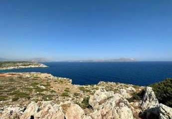 Kreta, Kokkino Chorio: Grundstück am Meer mit Genehmigung für Luxusvilla zu verkaufen