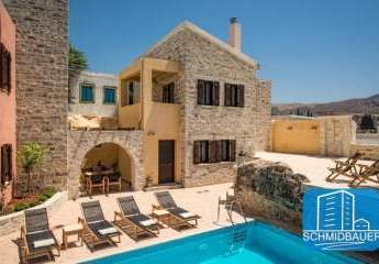Kreta, Sivas: Steinvilla mit Swimmingpool zu verkaufen