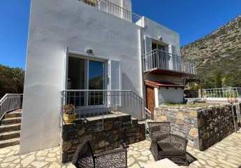 Kreta, Plaka Elounda: Villa mit zwei Schlafzimmern, Pool und Whirlpool sowie Meer- und Bergblick